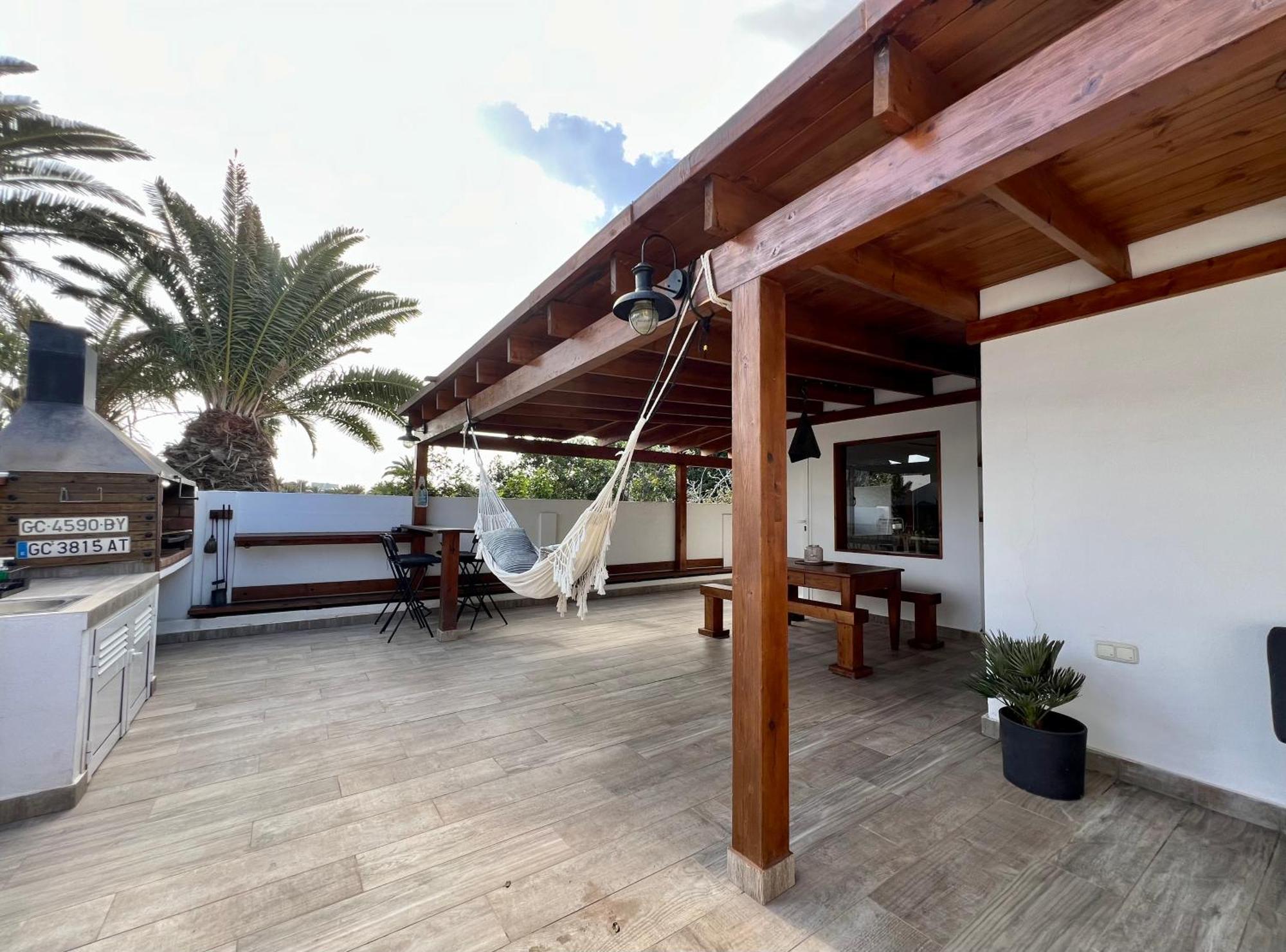 Oasis En Lanzarote Villa Costa Teguise Eksteriør billede